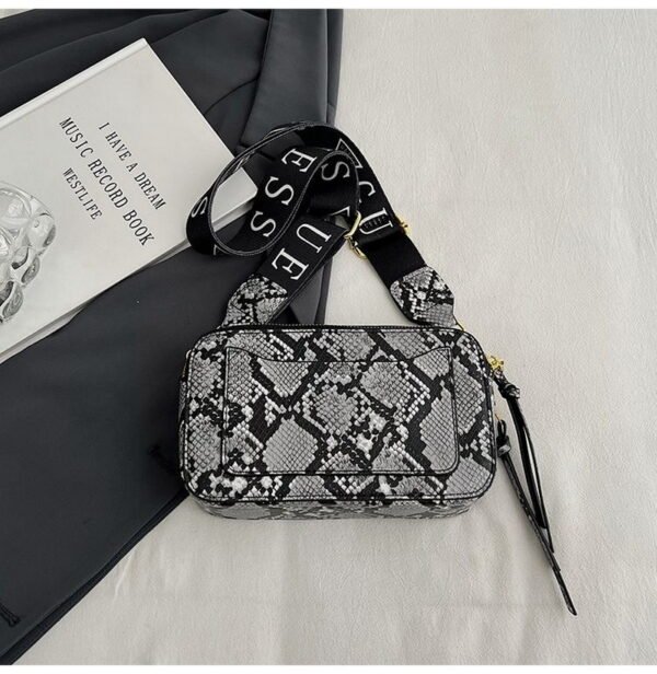 GUESS bag PDD772 size20X7X12cm