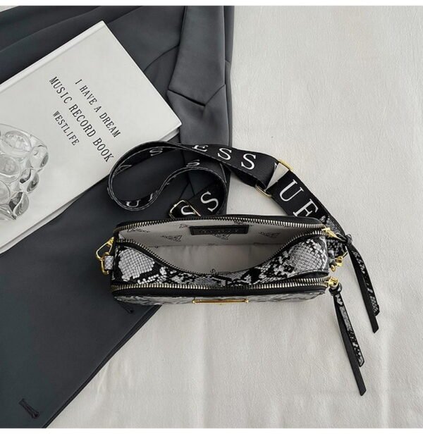 GUESS bag PDD772 size20X7X12cm