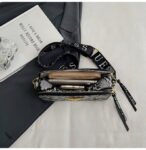 GUESS bag PDD772 size20X7X12cm