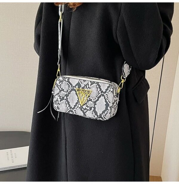 GUESS bag PDD772 size20X7X12cm