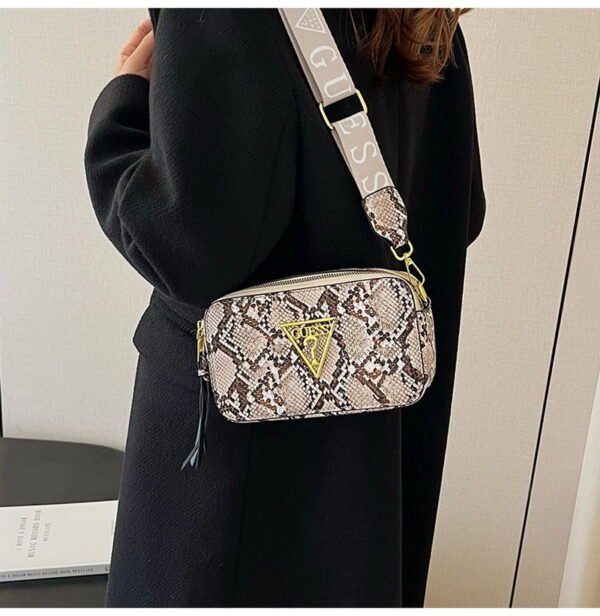 GUESS bag PDD772 size20X7X12cm