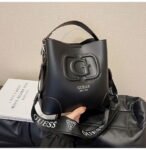 GUESS bag PDD774 size23X12X22cm