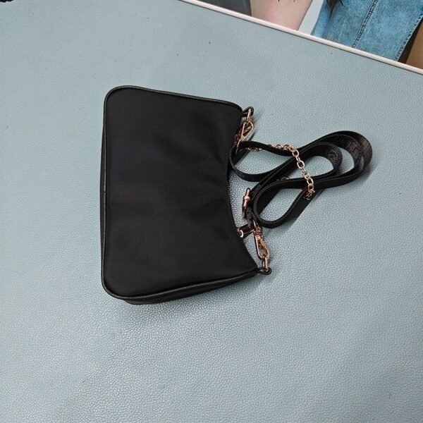 GUESS bag PDD711 size25X16X6.5cm