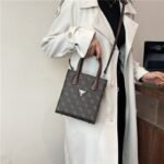 GUESS bag PDD776 size18X8X20cm