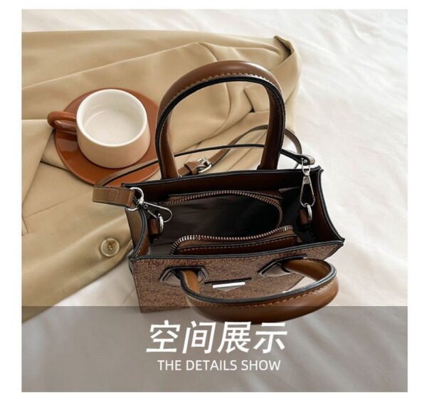 GUESS bag PDD776 size18X8X20cm