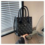 GUESS bag PDD776 size18X8X20cm