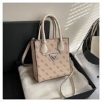 GUESS bag PDD776 size18X8X20cm