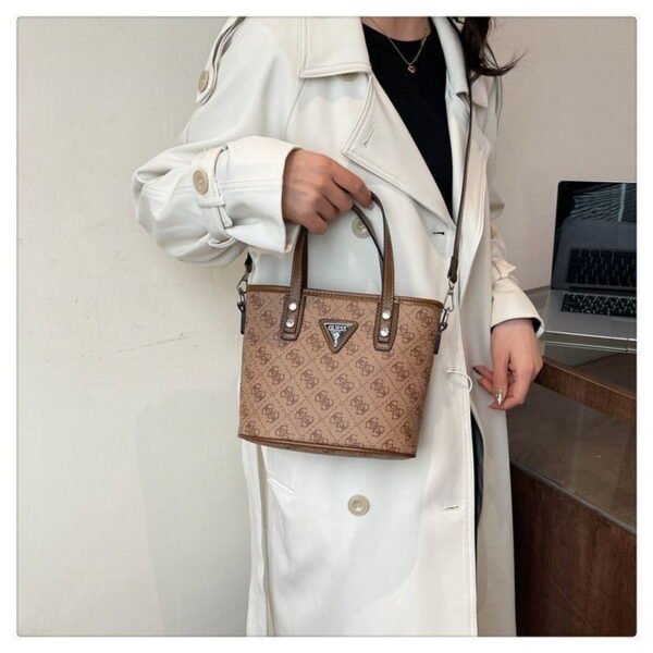 GUESS bag PDD777 size20X10X17cm