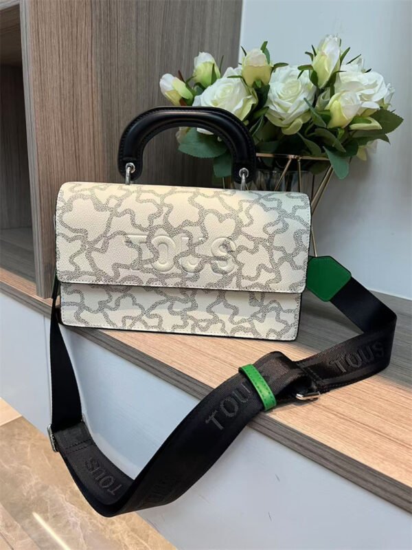 Bear bag 62071 size 25-15-11cm