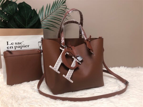 CHCH bag C195-1477S