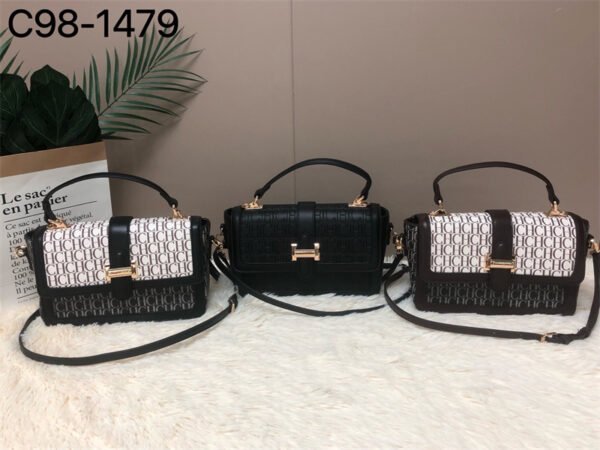CHCH bag C98-1479