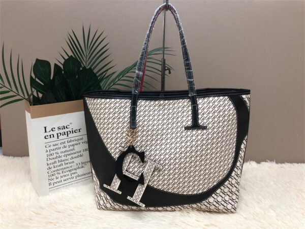 CHCH ch bag C184-1354