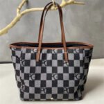 P3123 PG bag women messenger bags 32(48)-17-30cm