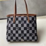 P3123 PG bag women messenger bags 32(48)-17-30cm