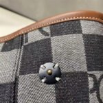 P3123 PG bag women messenger bags 32(48)-17-30cm