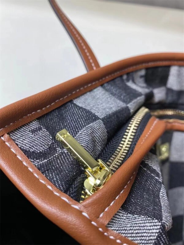 P3123 PG bag women messenger bags 32(48)-17-30cm