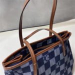 P3123 PG bag women messenger bags 32(48)-17-30cm