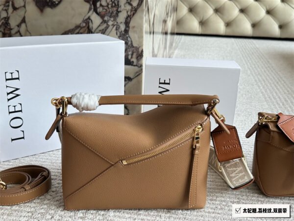 loewe grainy leather puzzle