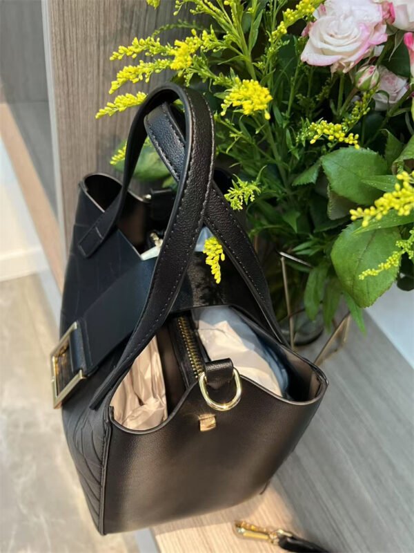 Purificacion Garcia bag P7301 21-22-14cm