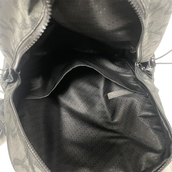 Bear backpack02 W28-D18-H40