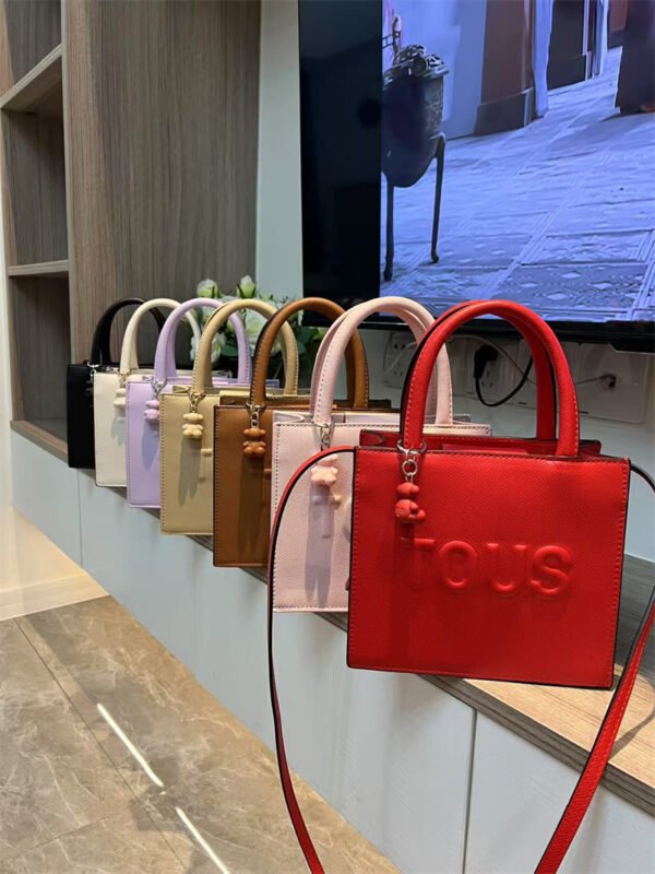 62079 bear bag messenger bags