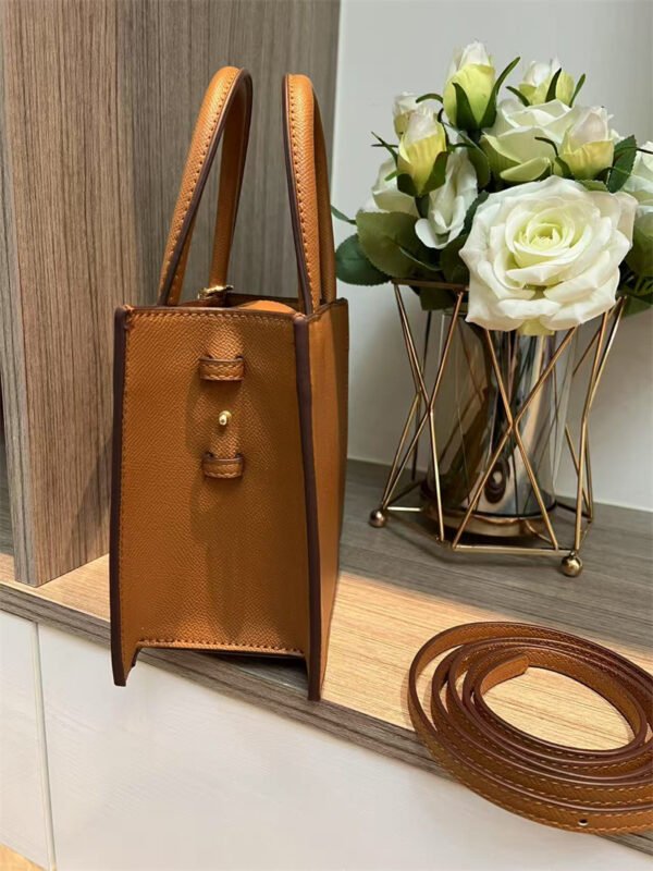 62079 bear bag messenger bags