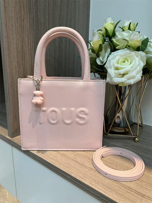 62079 bear bag messenger bags