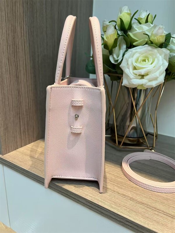 62079 bear bag messenger bags