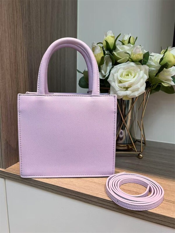 62079 bear bag messenger bags