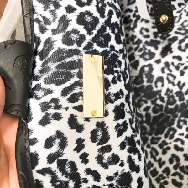 guess bag PQ699524 size 30.5×14×27cm