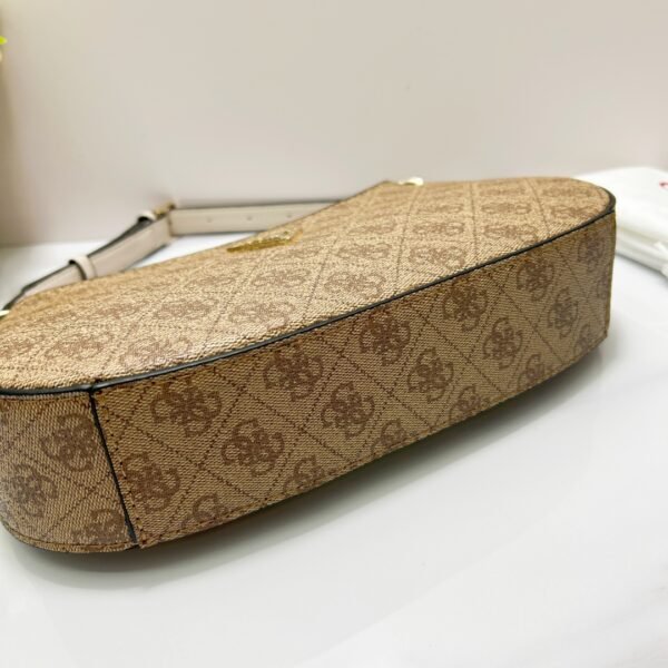 guess bag BD787918 size 29.5××6×16.5cm