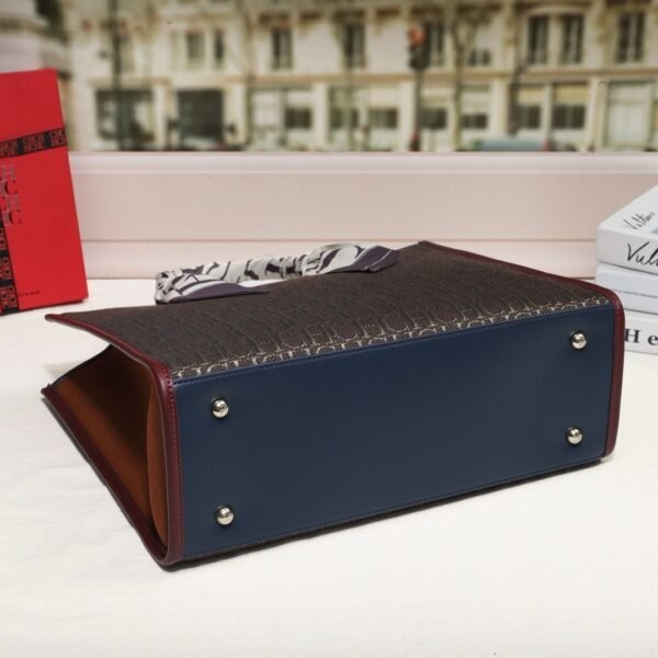 chch bag 210510 33.5x13x28cm