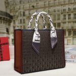 chch bag 210510 33.5x13x28cm