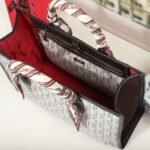 chch bag 210510 33.5x13x28cm