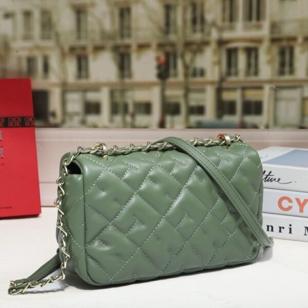 CHCH Bag 221021 25X7X14CM