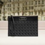 chch bag 230428 28x19x0.5cm