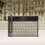 chch bag 230428 28x19x0.5cm