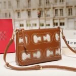 CHCH bag 240323 22.5x6.5x15