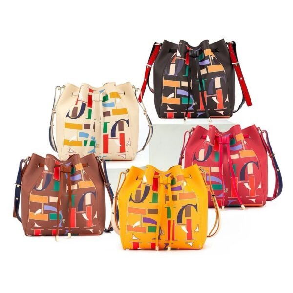 CHCH bag 240332 27x14x29cm