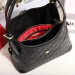 chch bag 240385-1 27x15x23cm