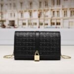 CHCH bag 240413-M 19.5x5x12.5