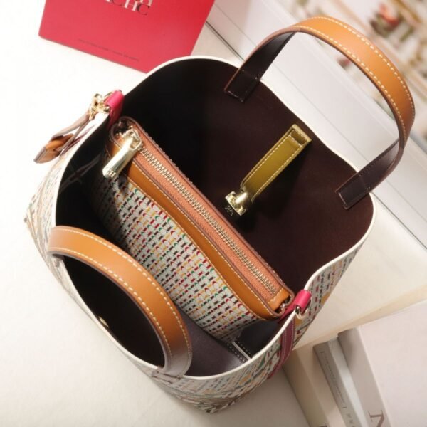 CHCH bag 71801-1XS 21.5x12x25