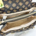 guess bag BG787906尺寸29×18×23.5cm