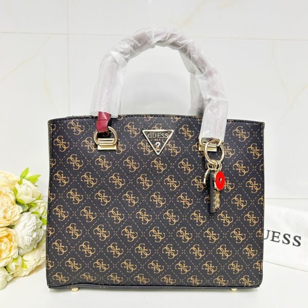 guess bag BG787906尺寸29×18×23.5cm
