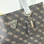 guess bag SG877823 尺寸31.5x11×29cm