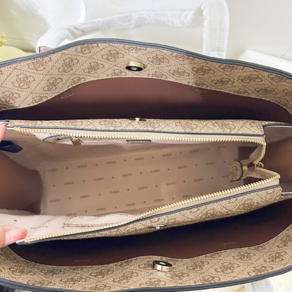 guess bag SG877823 尺寸31.5x11×29cm