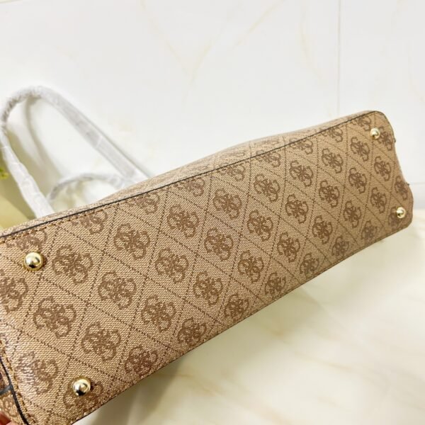 guess bag SG877823 尺寸31.5x11×29cm