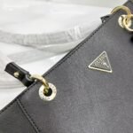 guess bag VG787925 尺寸33.5×9.5×27cm