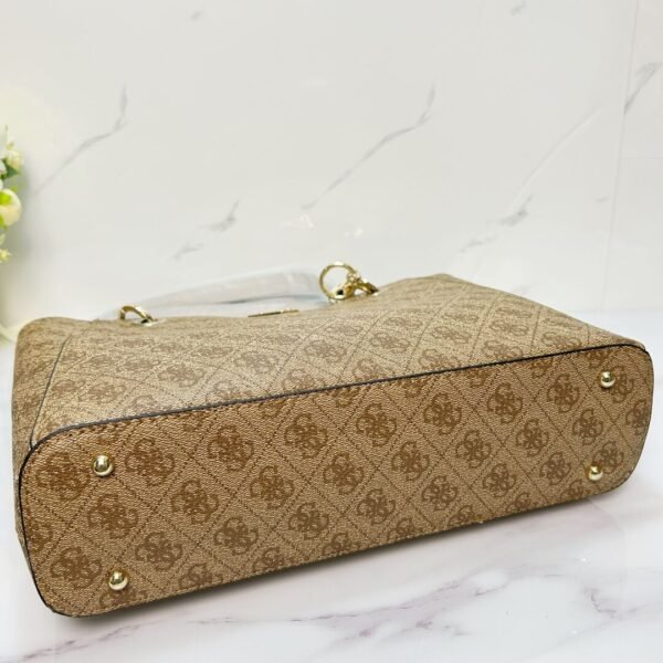 guess bag VG787925 尺寸33.5×9.5×27cm