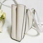 guess bag VG949323 尺寸33.5x10x26.5cm